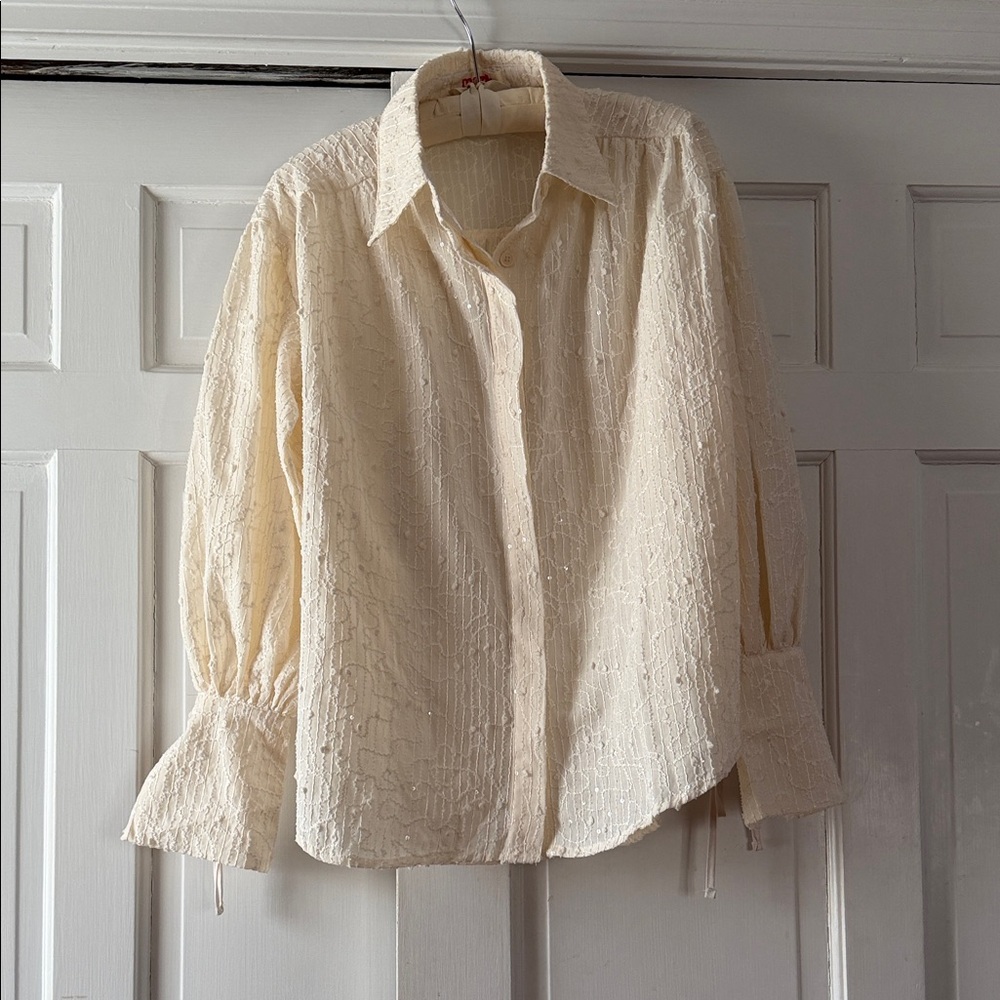 Mazik Classic Cream Button-Up Blouse with Sparkle
